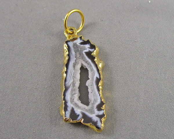 Agate Geode Pendant (Vintage) B007-16