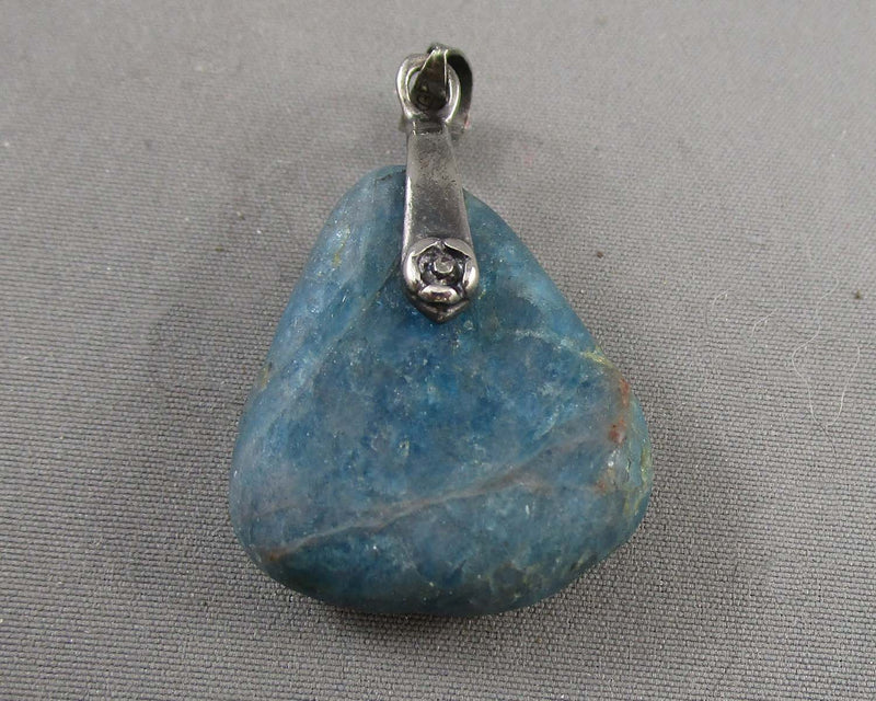 Blue Apatite Pendant H059-16