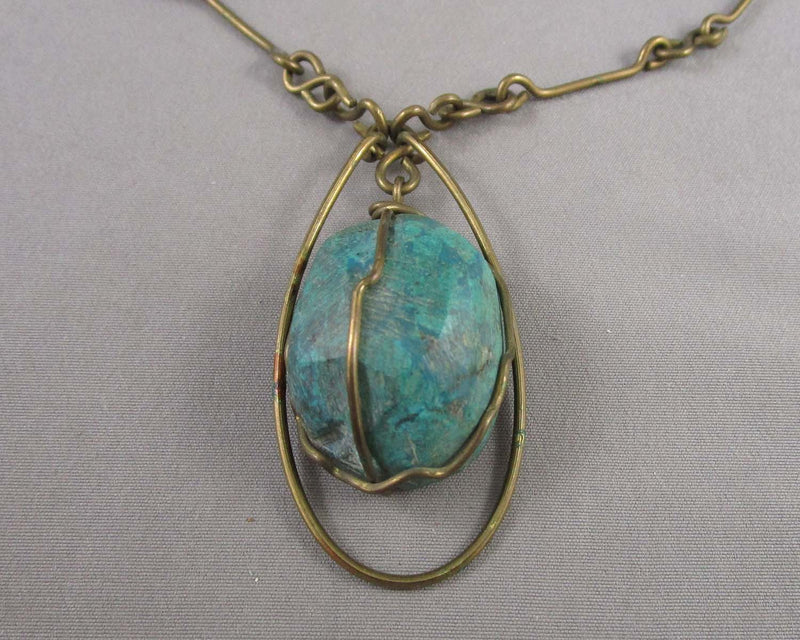 Chrysocolla Gemstone Pendant Necklace H017-1