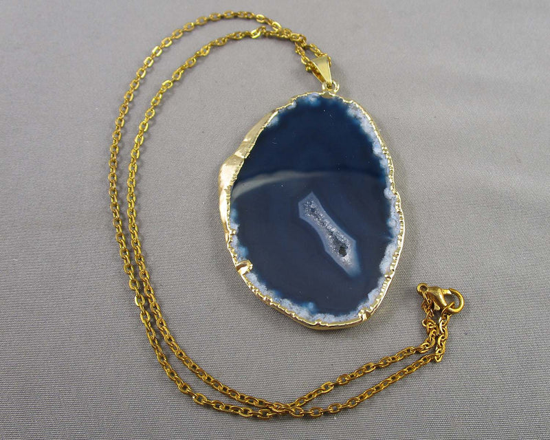 Agate Slice Pendant Necklace (Vintage) H017-7