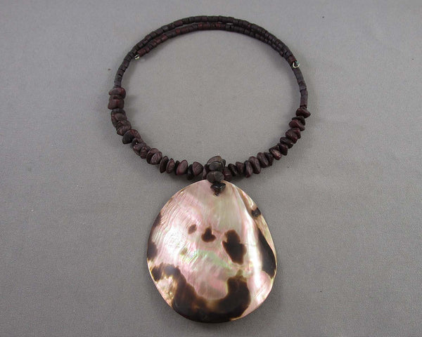 Shell Necklace (Vintage) H017-14