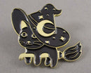 Witch Cat on Broom Enamel Pin 1pc (BIN 39)