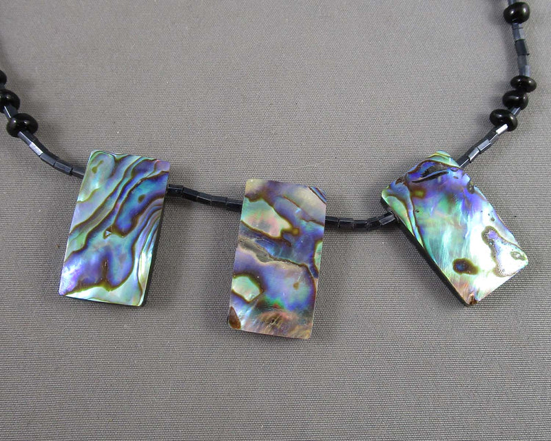 Abalone Shell Necklace H044-15