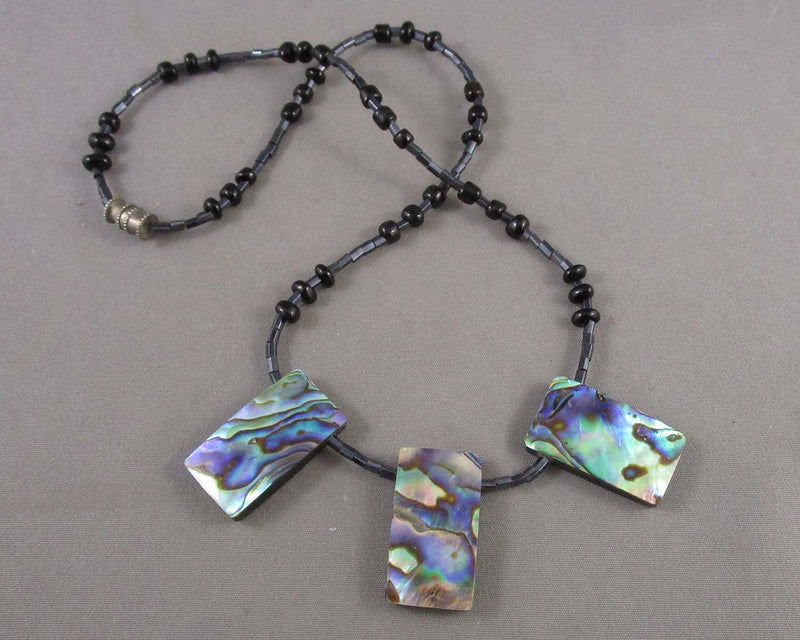 Abalone Shell Necklace H044-15