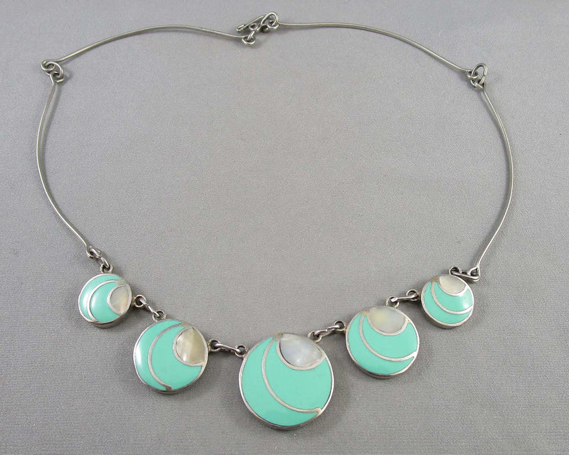 Reversible Shell & Onyx Necklace H099-8