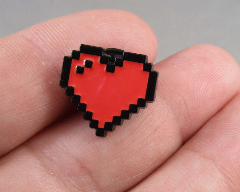 Pixelated 8-Bit Heart Enamel Pin 1pc (BIN 65)