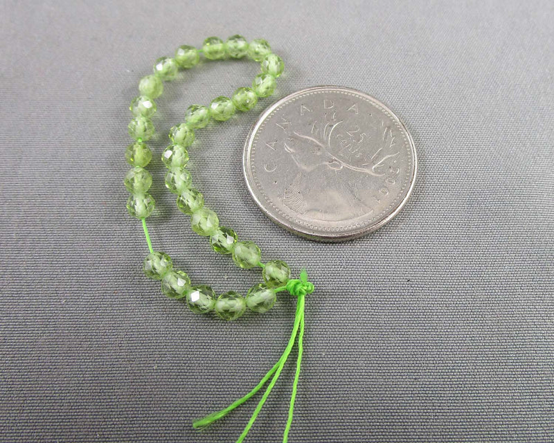 Peridot Beads Faceted Round 4mm (C414)