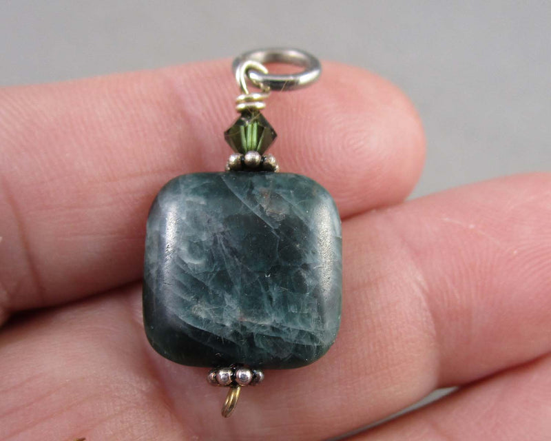 Blue Apatite Pendant H111-19