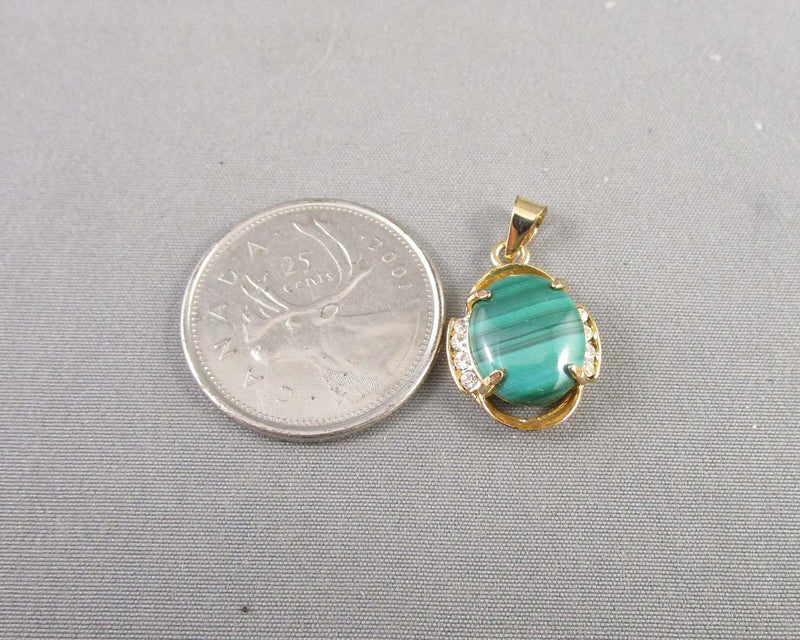 Malachite Pendant (Vintage) B038-4