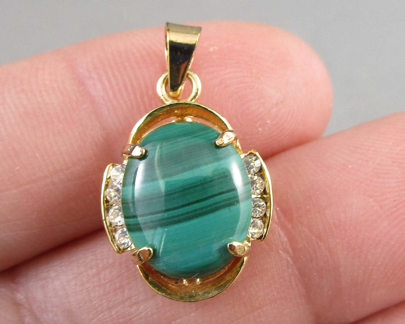 Malachite Pendant (Vintage) B038-4