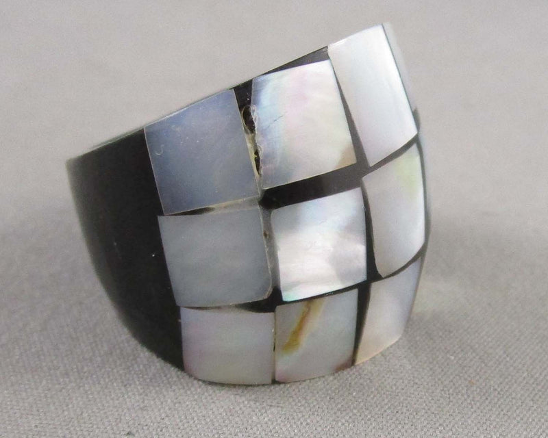Abalone Shell Ring Size 6 (Vintage) H012-7