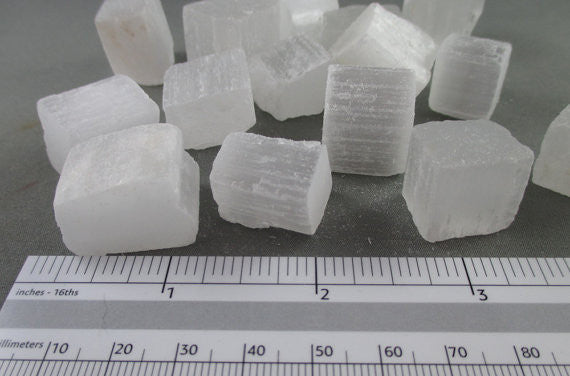 Selenite Cubes 5pcs H051