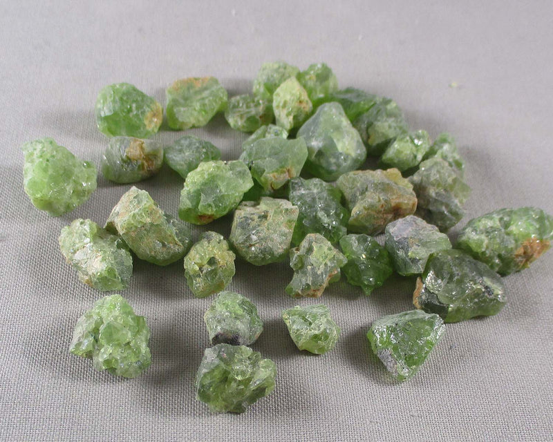 Peridot Stone Raw 1pc Z021*