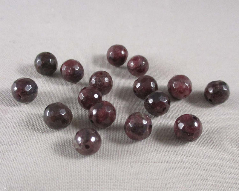 Garnet Round Faceted 8mm Beads 8pc (0718)