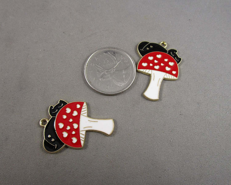 Red Mushroom with Cat Charms Gold Tone Enamel 2pcs (5050)