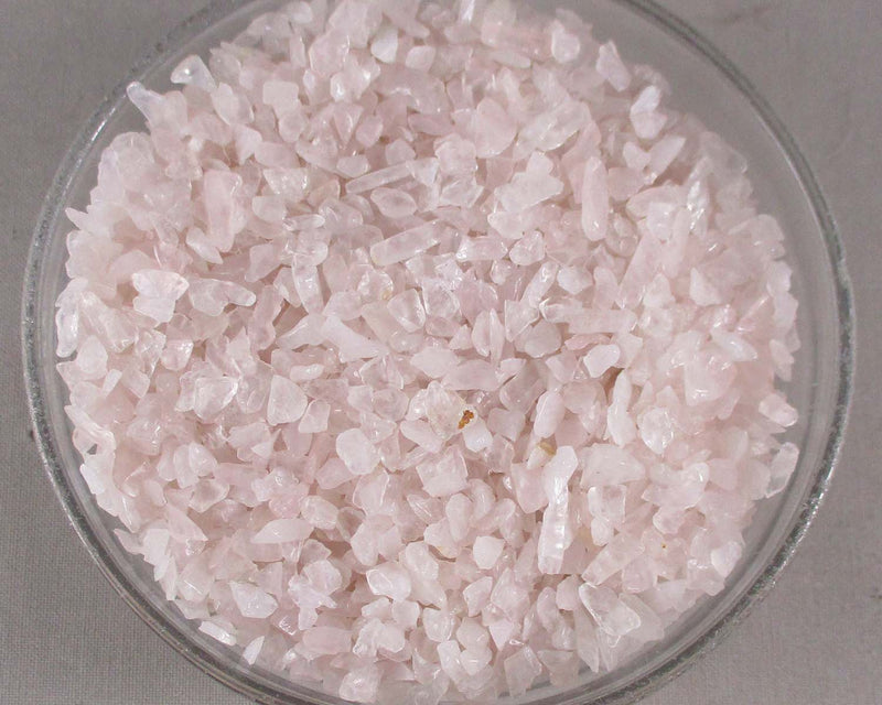 Rose Quartz Crystal Chips (Undrilled) 100gr G016