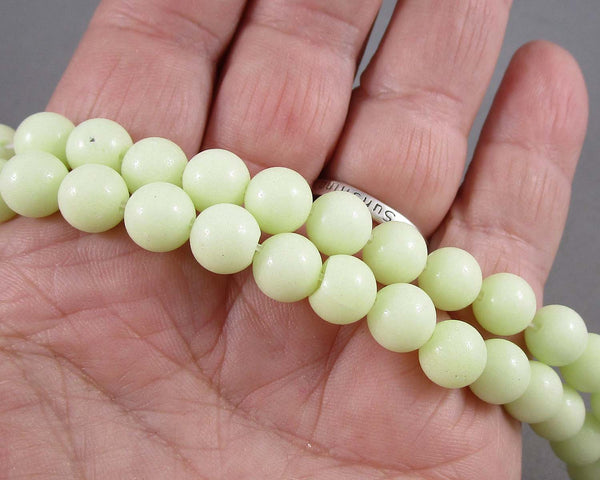 Glow in the Dark Beads Synth. Gemstone Yellow 8mm (5030)