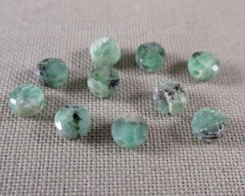 Emerald Beads Faceted Flat Round 4mm 10pcs (1932)
