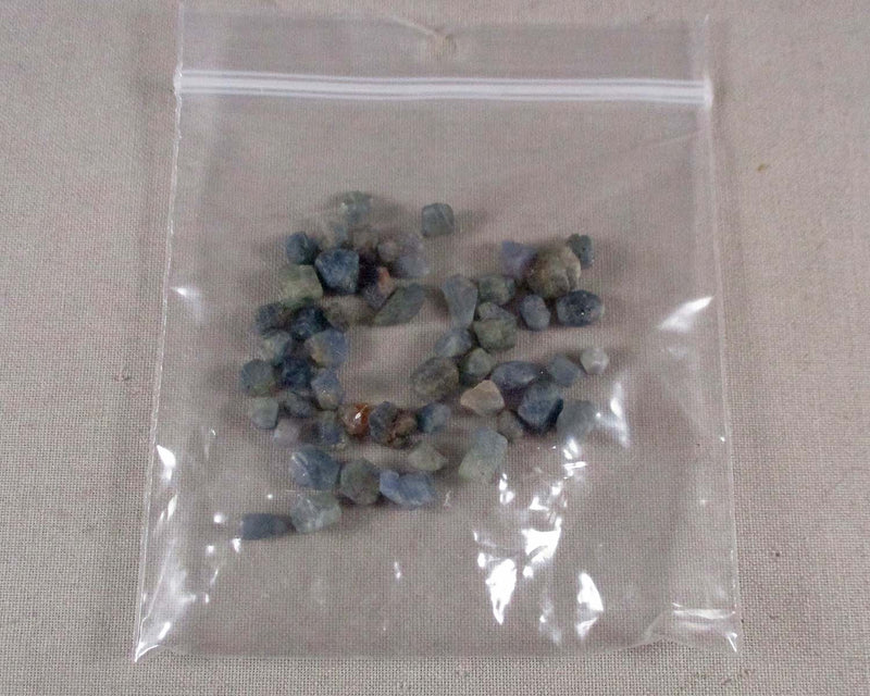 Sapphire Crystals Raw 10gr T100**