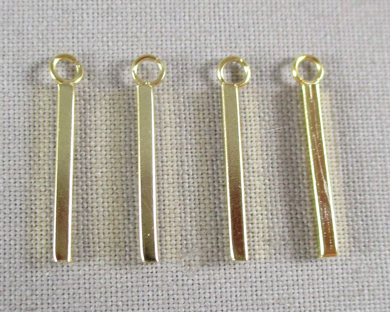 Bar Charm Gold Tone Stainless Steel 18x1.5mm 4pcs (0945)