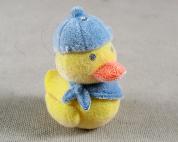 60% OFF!! Flocky Rubber Ducky with Hat Half Drilled Bead 1pc (0983)