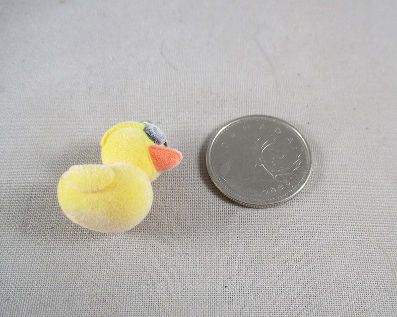 50% OFF!! Flocky Rubber Ducky with Sunglasses Charm 1pc (0986)