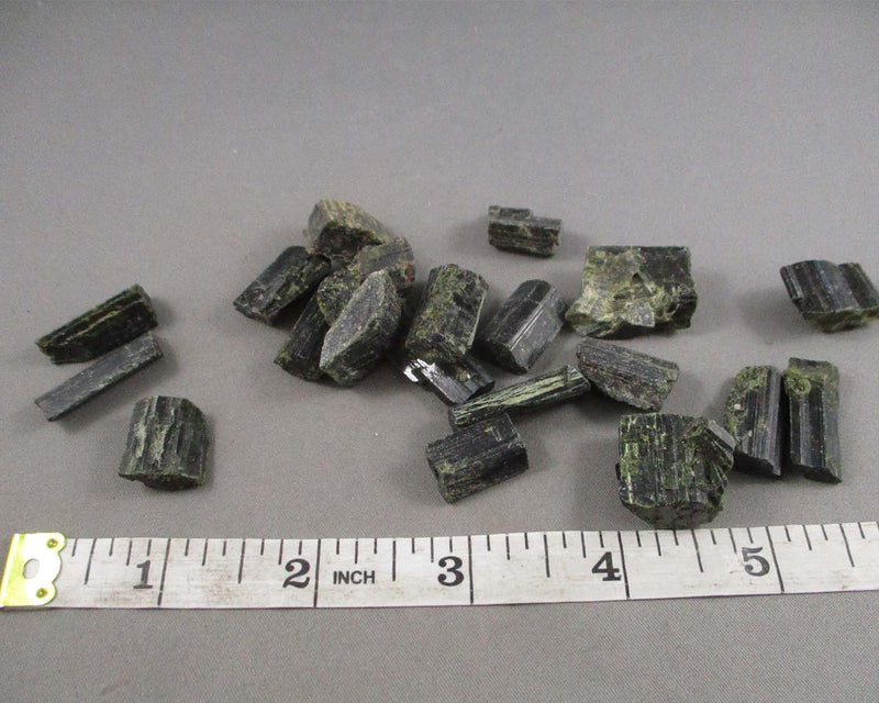 Epidote Crystal Raw 1pc T035