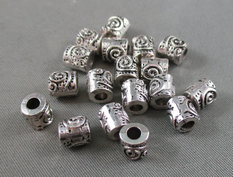 Silver Tone Swirl Spacer Beads 6x6mm 16pcs (1004)