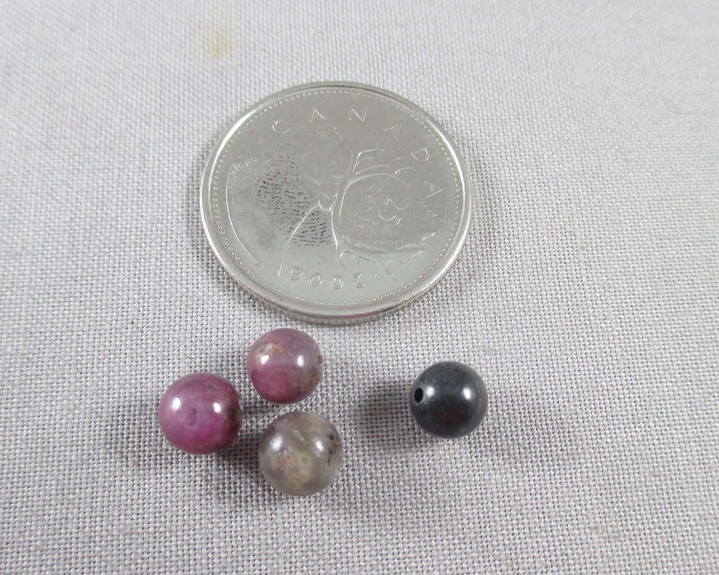 Ruby & Sapphire Mixed Round 6mm Beads 4pcs (0229)
