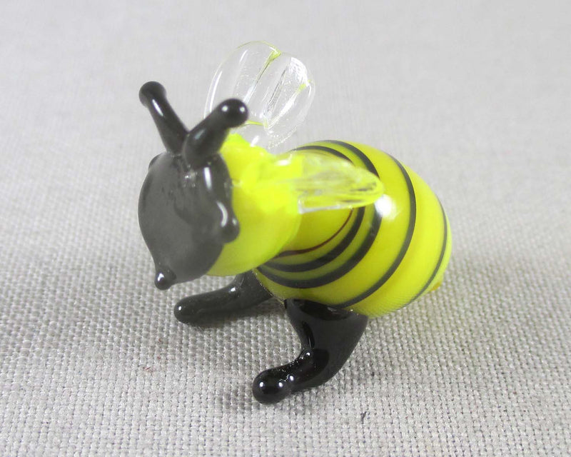 Bumble Bee Lampwork Glass Figurine 1pc (1220)