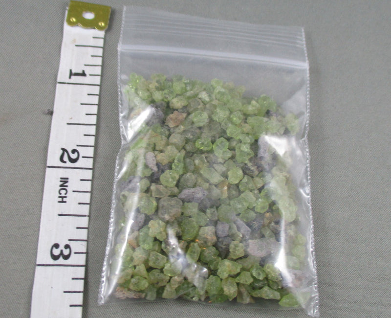Peridot Stone Chips Raw 30gr T549
